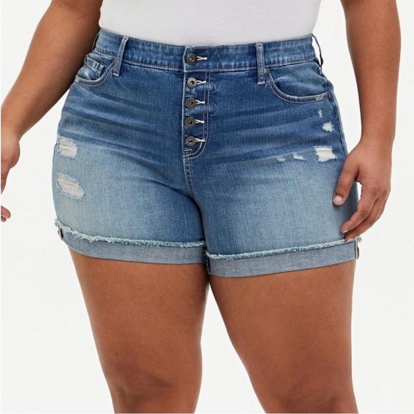 Torrid Button Fly Destructed Shorts sz16 - Picture 1 of 15